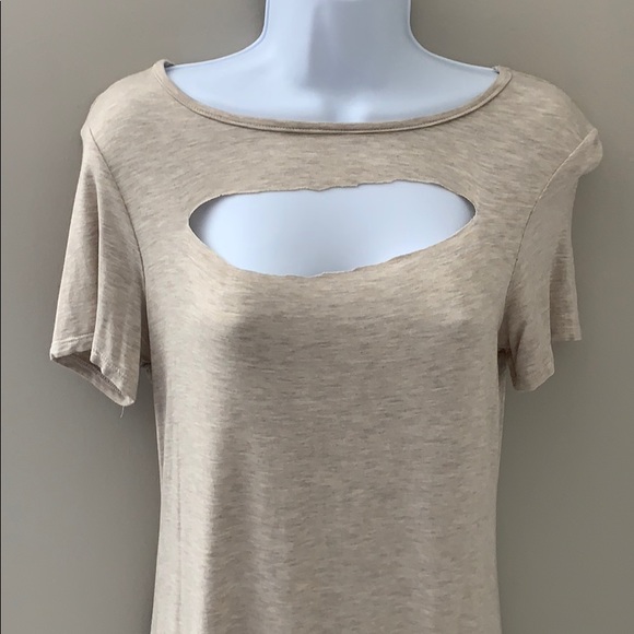 Comfy cutout T-Shirt dress - Picture 2 of 5